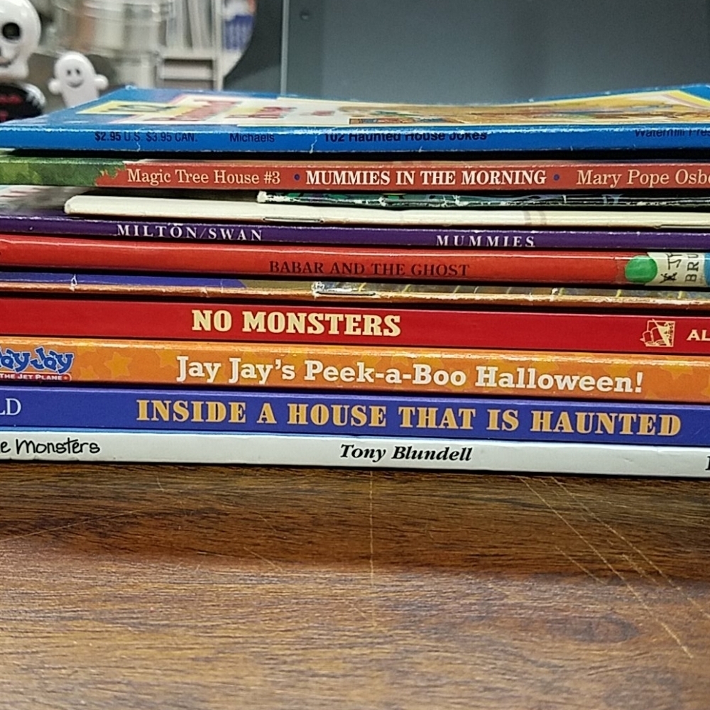 Halloween Ghost Monsters Scary 11 Kids Books
